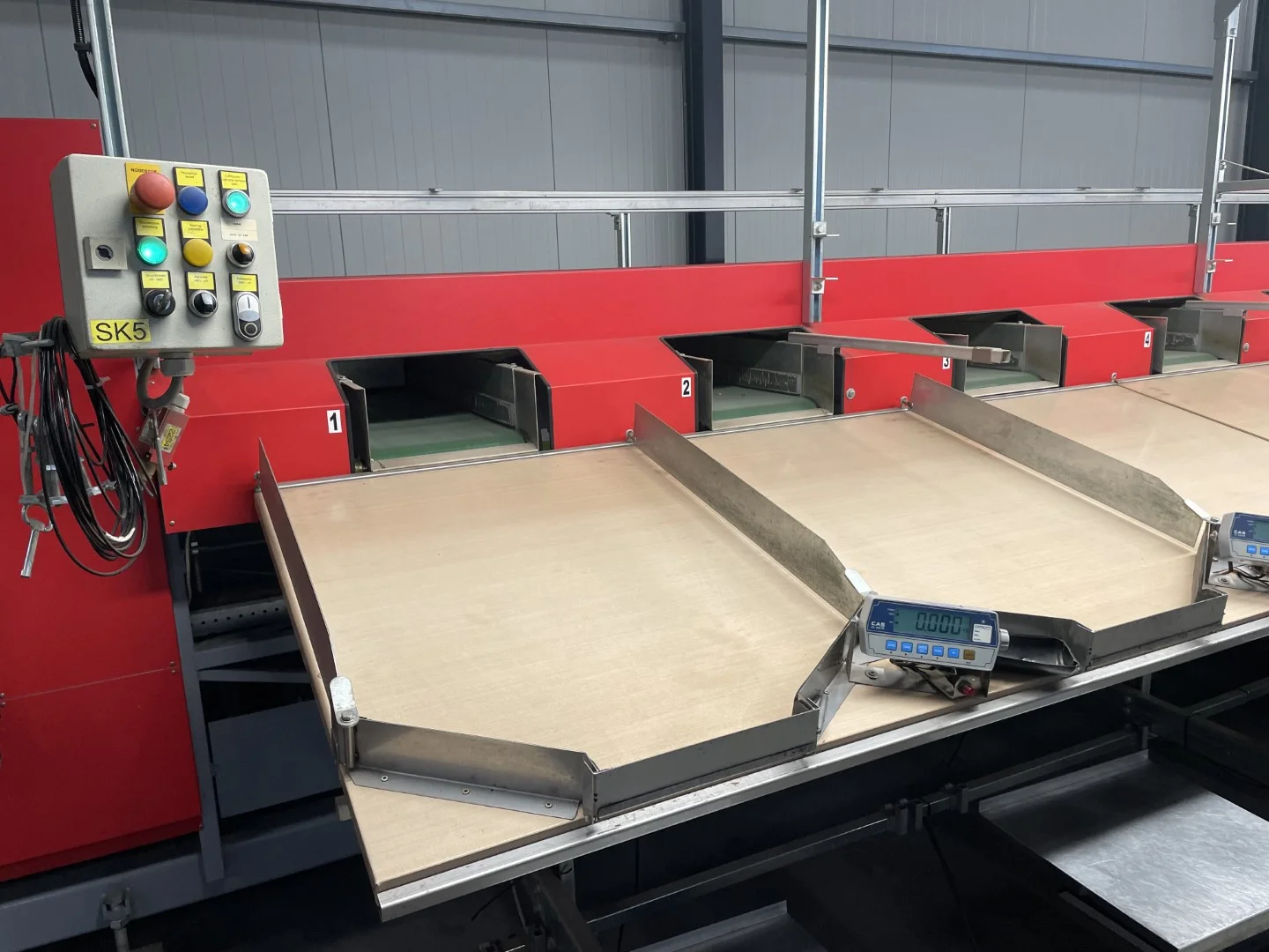 Aweta GMC3/12+1 grading machine for peppers • Duijndam Machines