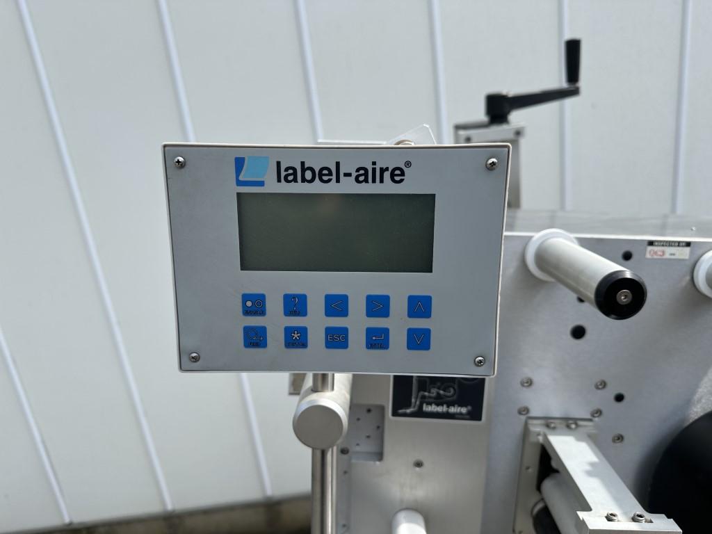 Label-Aire 3115CE-1500 4/12" LH Этикеровочная машина с конвейером ВСК