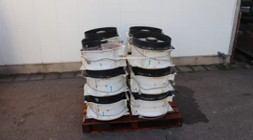 12 x Vostermans Multifan recirculation ventilaters for greenhouse