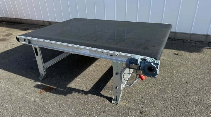 Interroll vlakke transportband +/- 200 x 120 cm