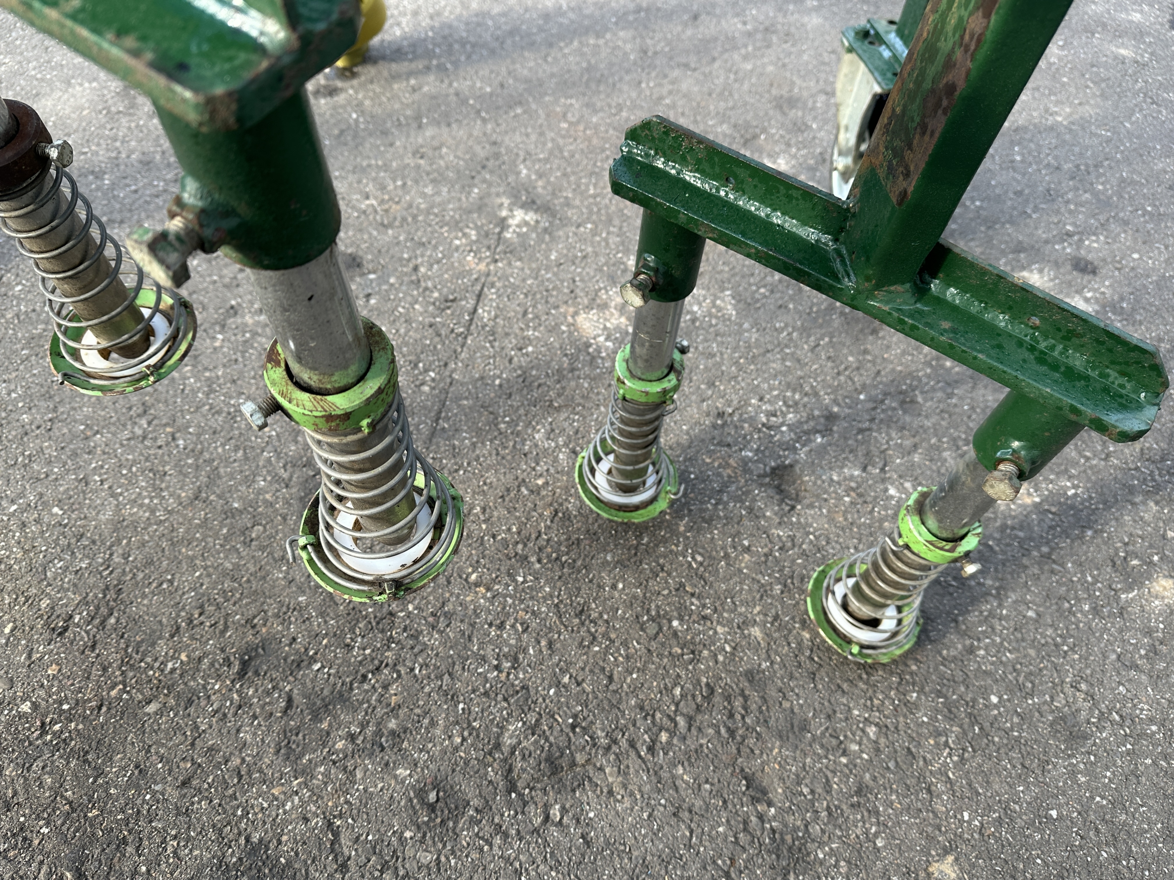 Basrijs 3x40/50 ������������� ��� ����-����� 6 �����