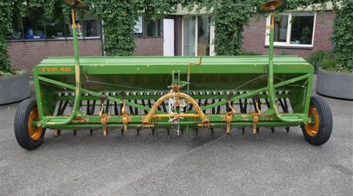 Amazone o7 (1)