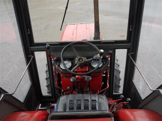 Трактор Bergmeister с кабиной около 40 л.с. 4wd