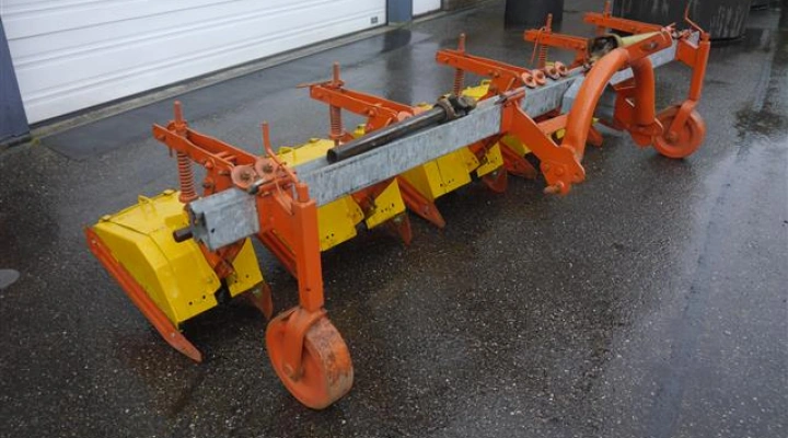 Breviglieri rijenfrees nieuwe messen (4)