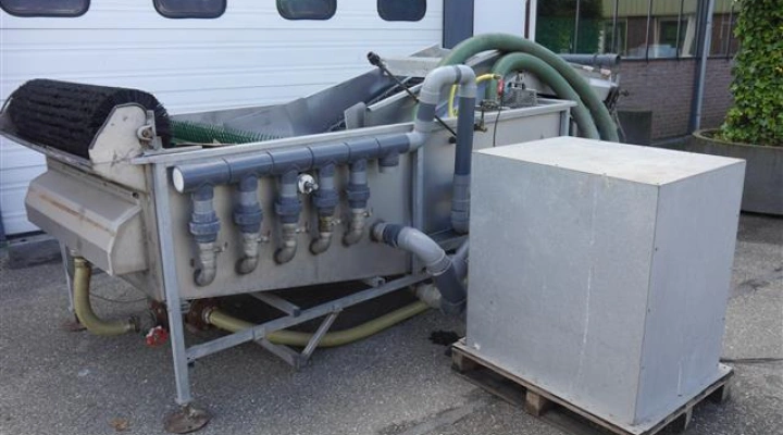 Burg waterdumper met lucht (2)