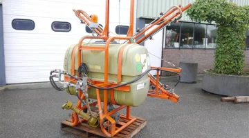 Douven veldspuit 700 liter 12 meter