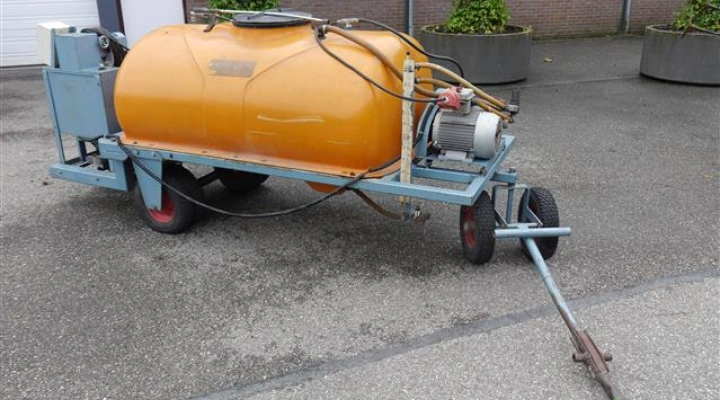 Empas spuitwagen 1000 liter (1)