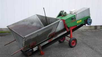 Flier grondmenger bevochtiger