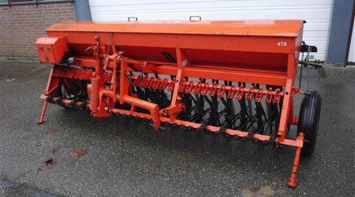 Heckenbau zaaimachine A201 (1)