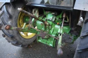 John Deere met fronthefmast (1)