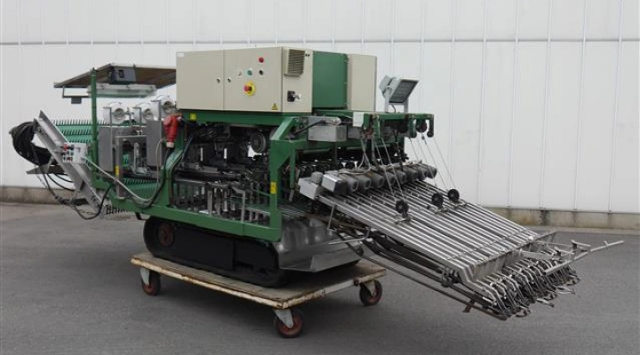 Koppert-radish-harvesting-bunching-machine (1)