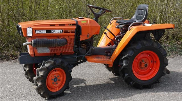 Kubota 6200 tractor (4)