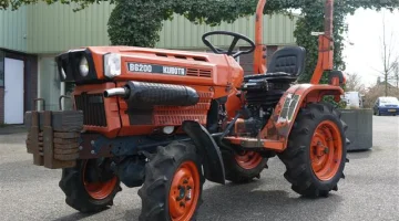 Kompaktowy ciągnik Kubota 6200