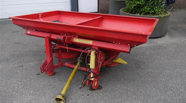 Lely suprlarge ferilizer spreader (2)