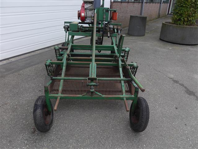 Самоходный подъемник Rap Rijnbeek R110.