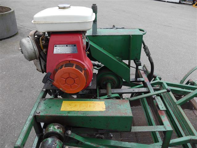 Самоходный подъемник Rap Rijnbeek R110.