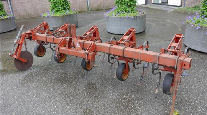 Rau schoffelmachine (6)