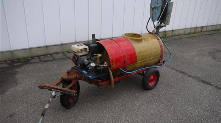 Spuitwagen douven (2)