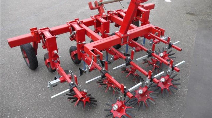 Steketee schoffelbalk met vigerweeders (4)