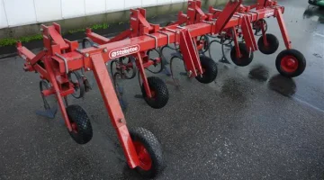 Steketee Vibro Grubber für 4 Reihen mit 5 Elementen.