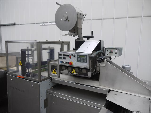 Упаковочная машина Ulma PV-350 LSH /SPH с термоусадочным туннелем