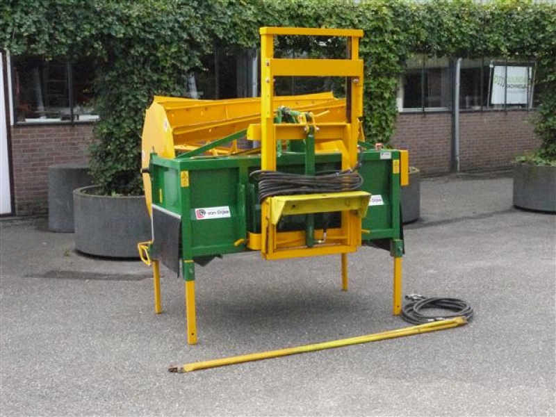 Mașină de tăiat flori Van Dijke pentru bulbi de flori • Duijndam Machines