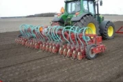 Accord Kverneland sowing machine image 3