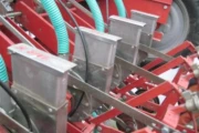 Accord Kverneland sowing machine image 6