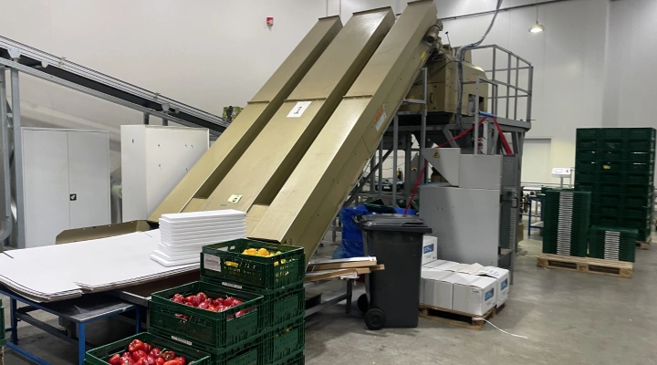 Affeldt AVN 112 CW weighing machine with C-pack netclipper