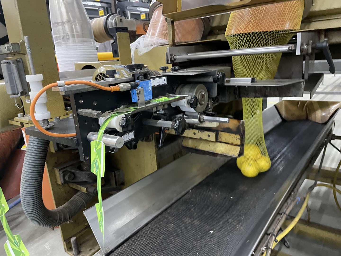 ���� Affeldt AVN 112CW 14 � ����������� Affeldt