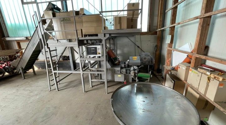 Affeldt AVN 112 CW 14 GP weighing machine with C-Pack net clipper