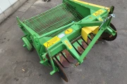 Agromet Erntemaschine für Kartoffeln