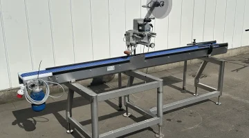 AK3-EB-SCBS201 labelling machine with conveyor 325 x 20,5