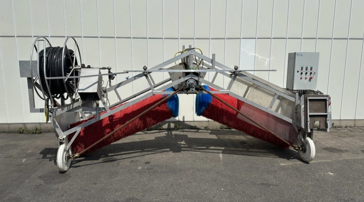 Alubo greenhouse roof cleaner 4 meter