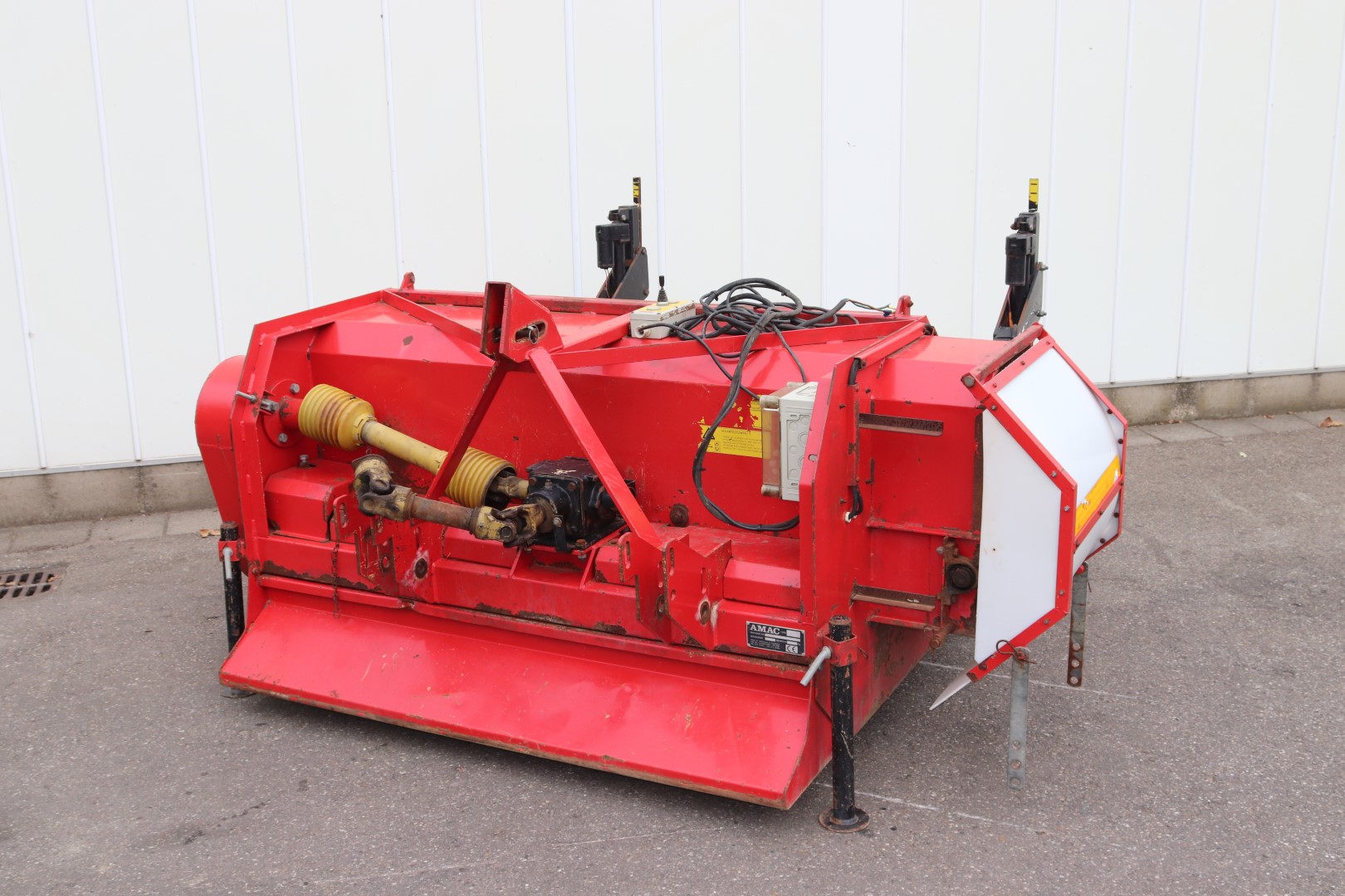 ������ ��� �������� ������� ����� Amac, 150 ��