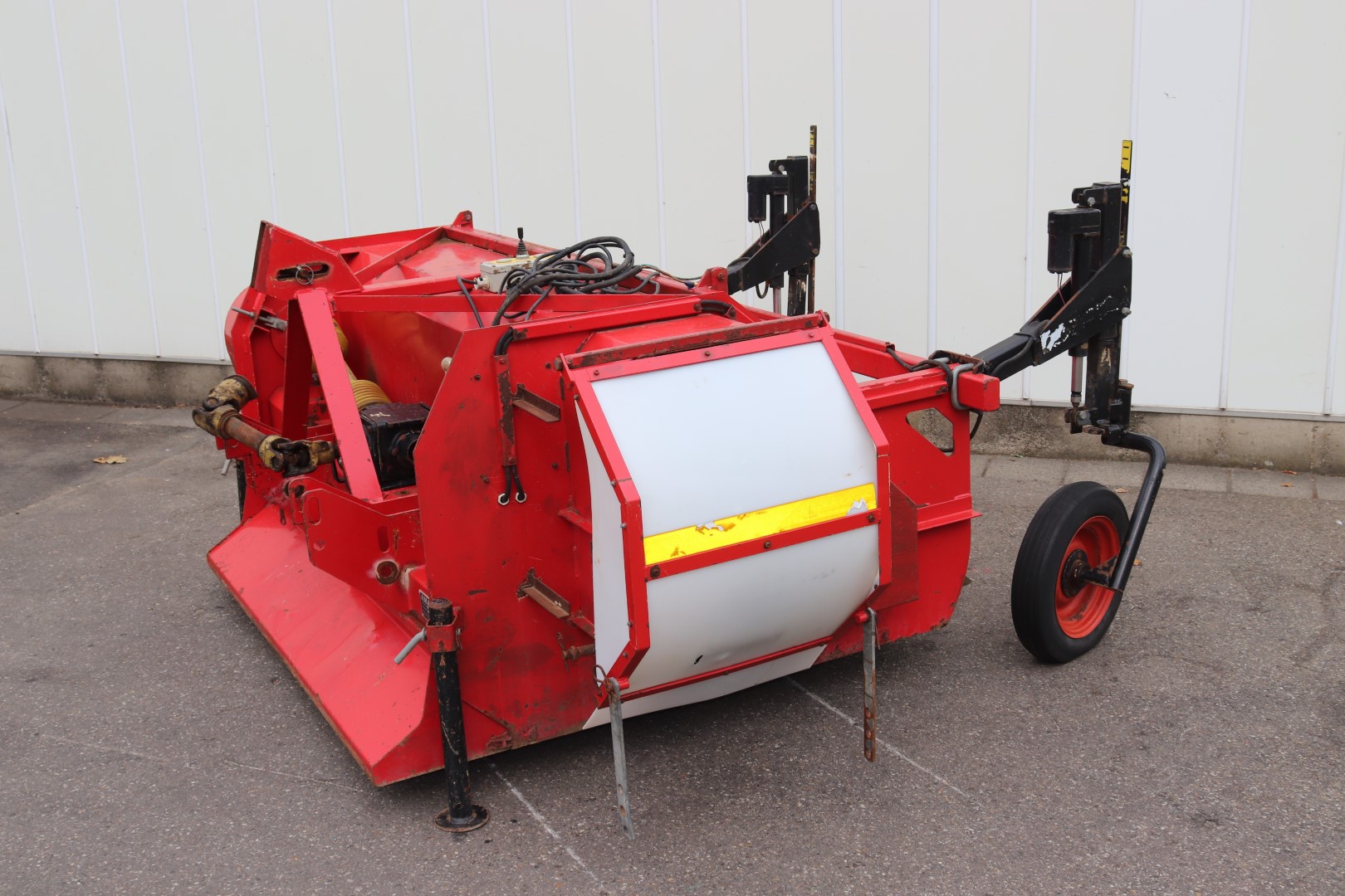 ������ ��� �������� ������� ����� Amac, 150 ��