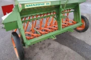 Amazone sowing machine /drill image 3