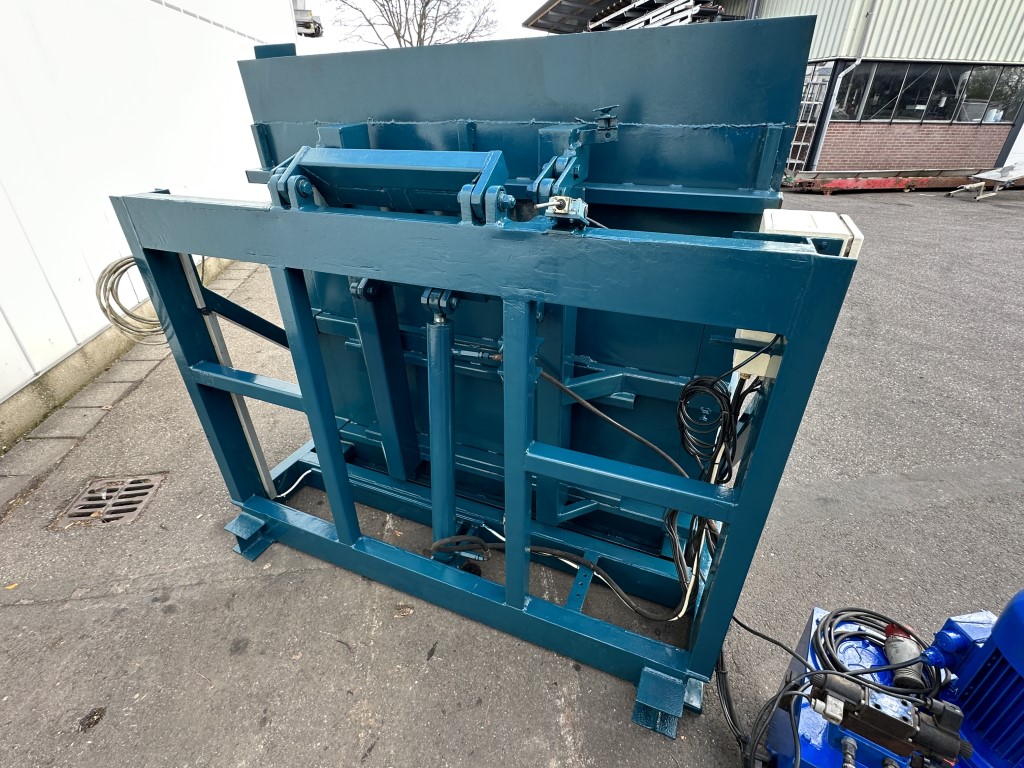�������������� ������ Antha ������� �� 150 ��