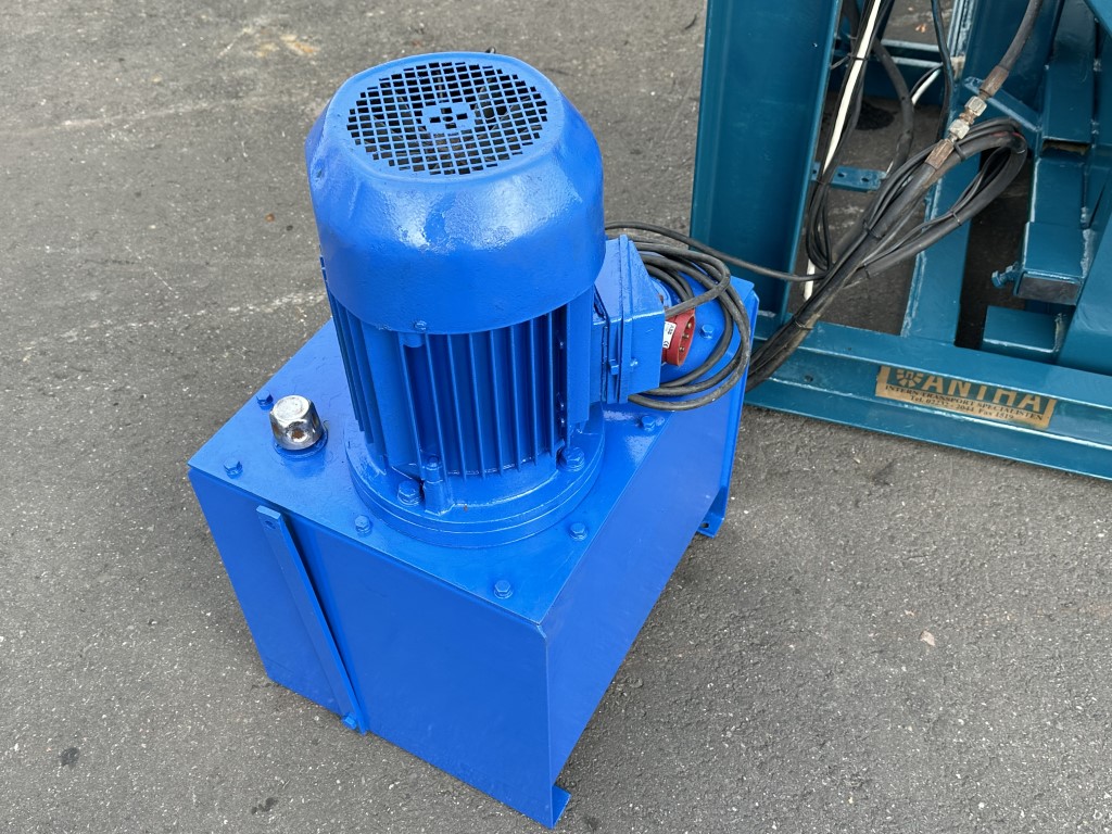 �������������� ������ Antha ������� �� 150 ��
