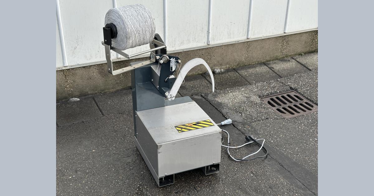 ARC binding machine For jumbo reels of elastic • Duijndam Machines