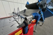 Asa-Lift BS-100 with feed bunker and transverse discharge conveyor