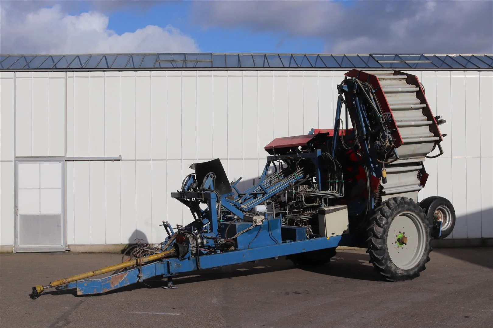 Asa Lift carrot harvester 2 rows • Duijndam Machines
