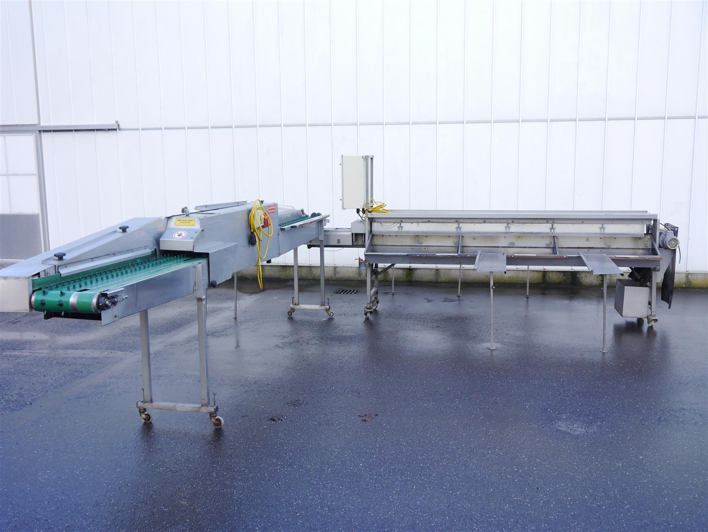 Полуавтоматическая машина для сортировки и мойки спаржи Christiaens
