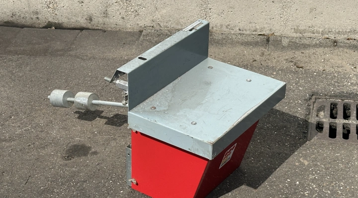 Aweta Electronic and mechanical scales