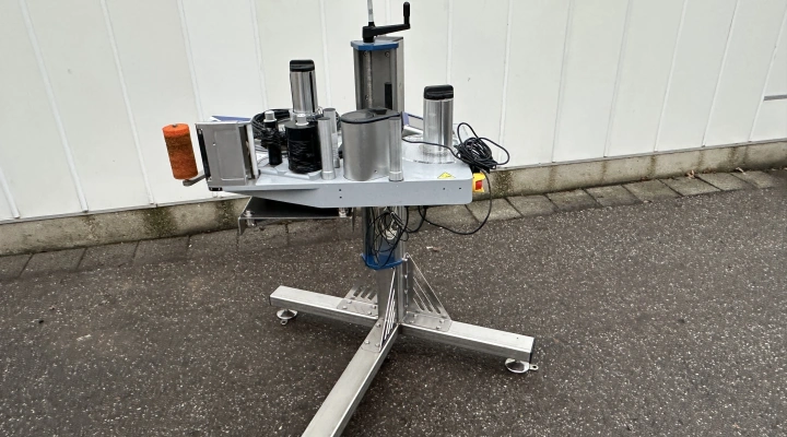 Automator labelling machine With Vulcan printer