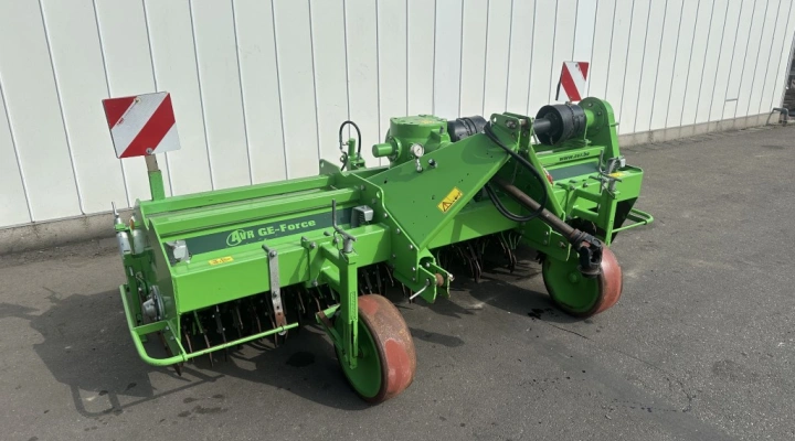 AVR GE-FORCE FARMER 4X75 hill former