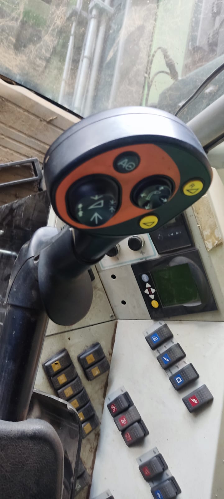 ���������� ������������������ ������� AVR Mistral