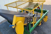 AVS Agri bladgewassen oogstmachine