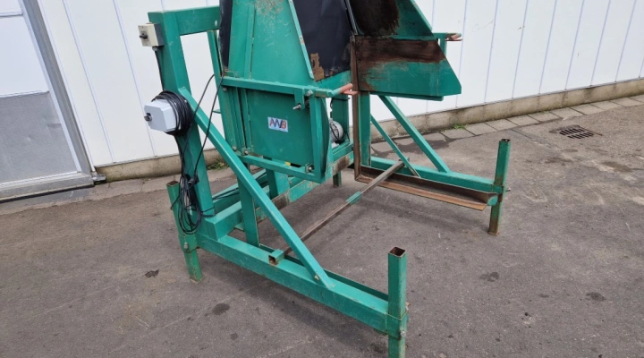 AWB box tipper for max 120 cm wide boxes