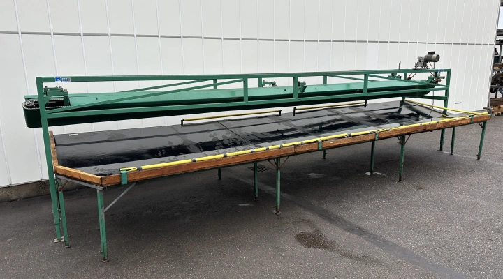 AWB KS4 sorting machine for cabage with 2x diverging belts,